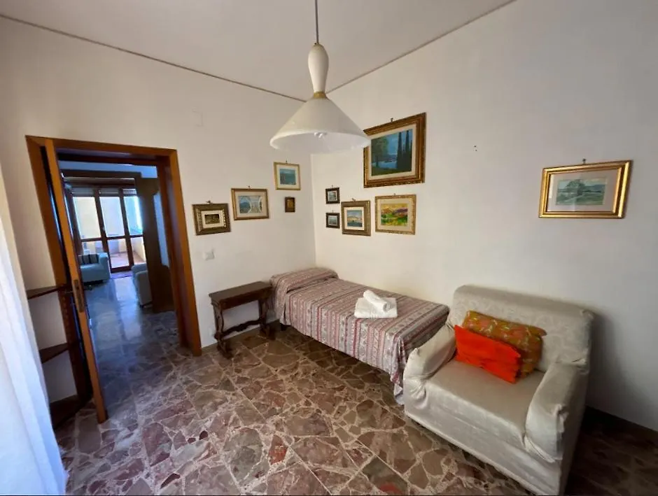Pm 7 Via Bendetto Croce Appartement Alghero